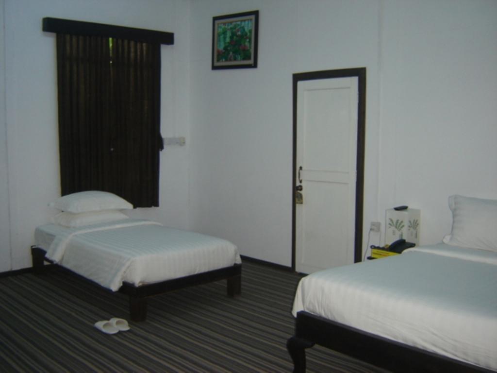 Garden Home Bed And Breakfast Yangon Room photo